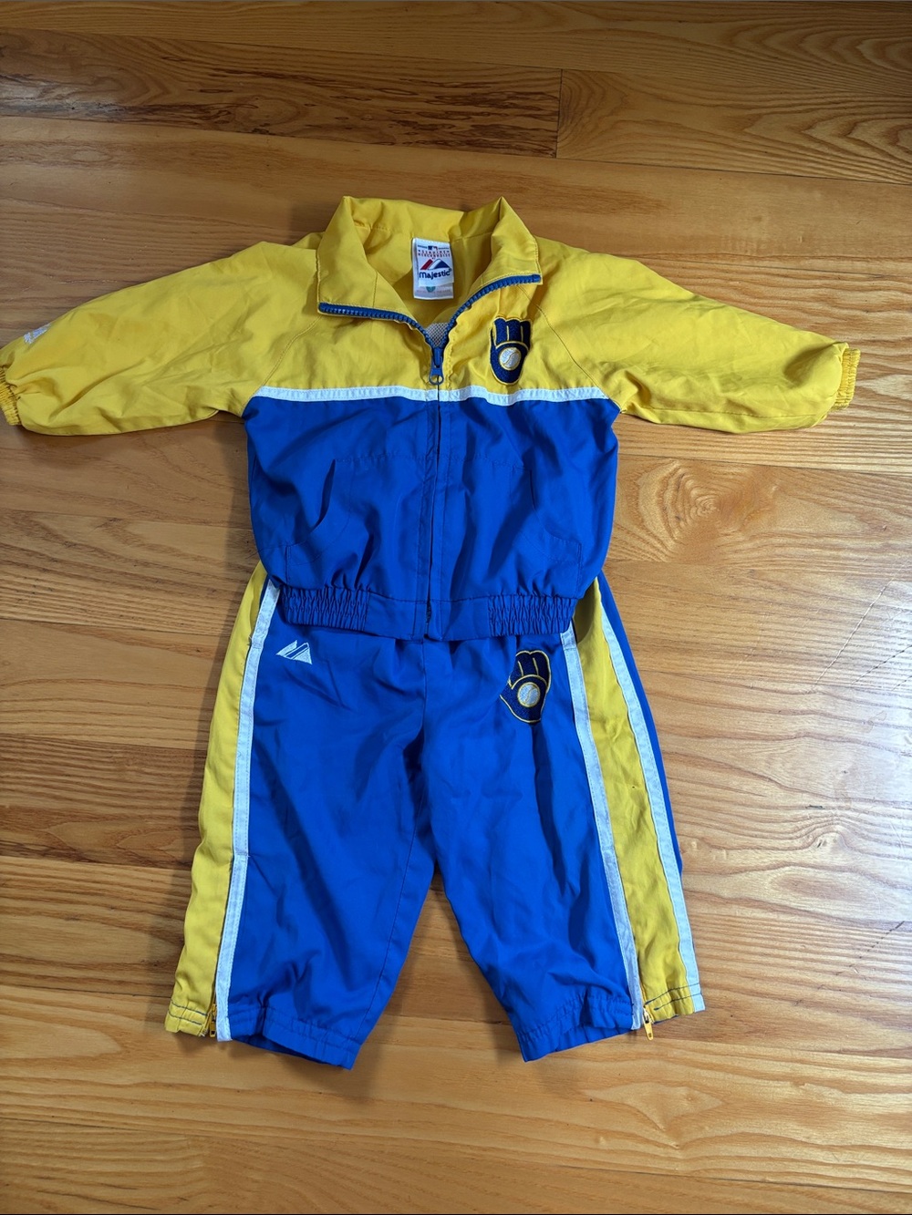 Vintage Genuine Merchandise Milwaukee Brewer Jogging Suit/12 month